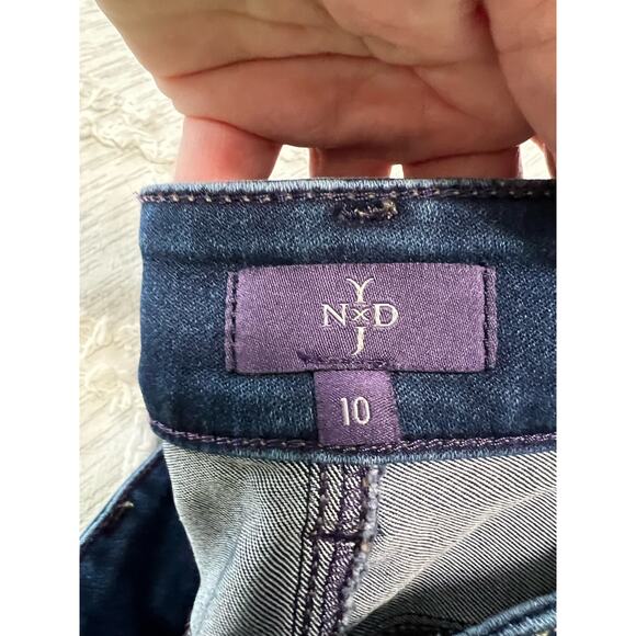 NYDJ Not Your Daughters Jeans Sheri Slim Soft Denim Jean Sz 10 USA - Picture 3 of 8